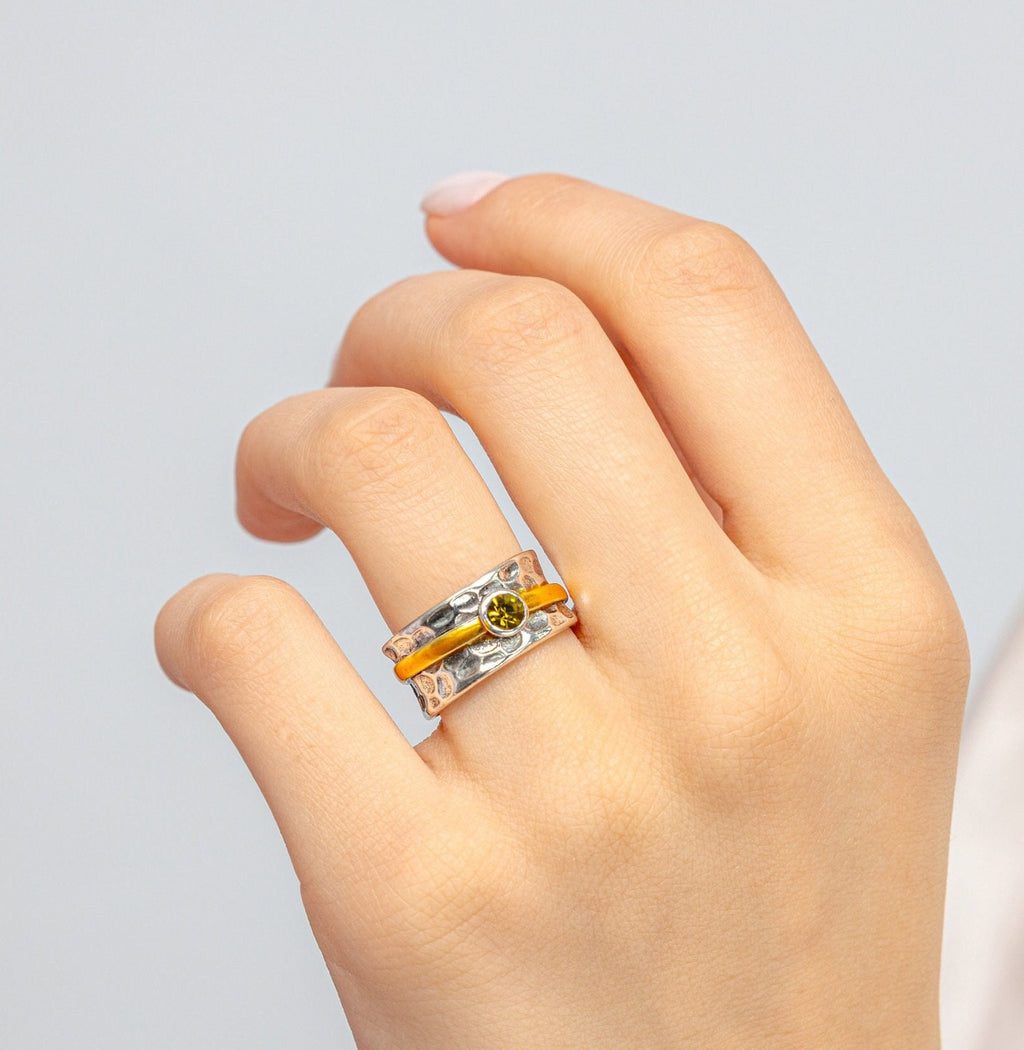 Statement silver ring with gold