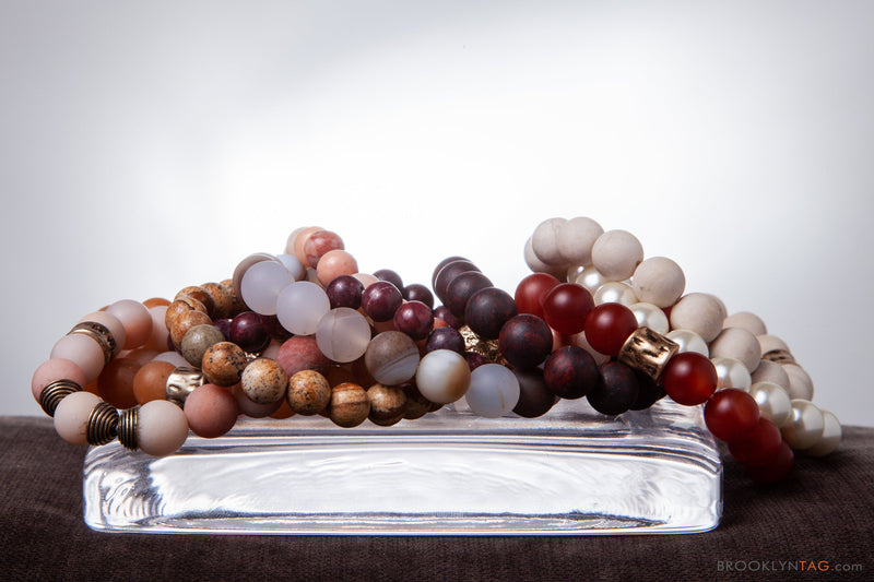 Natural Beaded Bracelet, Semiprecious Stones Bracelet, Peach stones bracelet with gold charm, Unisex Beaded Bracelet, stacking bracelet