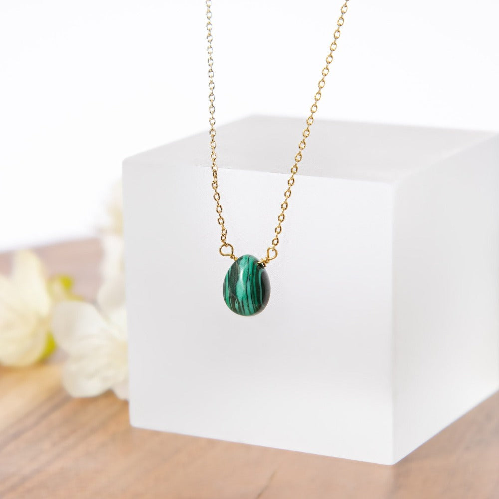 Gemstone Necklace Malachite, Green Semi Precious Stone Jewelry, Spiritual Jewelry, Healing Crystal Charm necklace, Gift for her