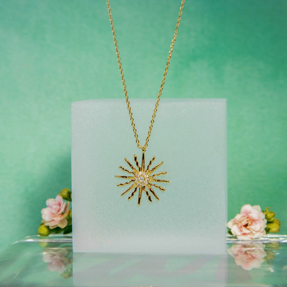 Sun Necklace, 14k gold plated Sun Necklace, Shining Sun Pendant, Gift for her, Gold Sun Zircon Dainty necklace, Celestial Jewelry